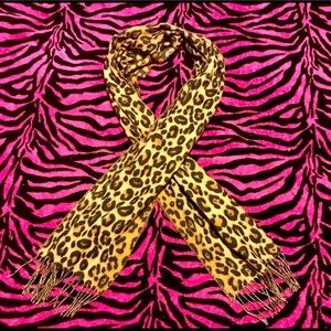 Cashmink Leopard Scarf by V. Fraas - Like New!